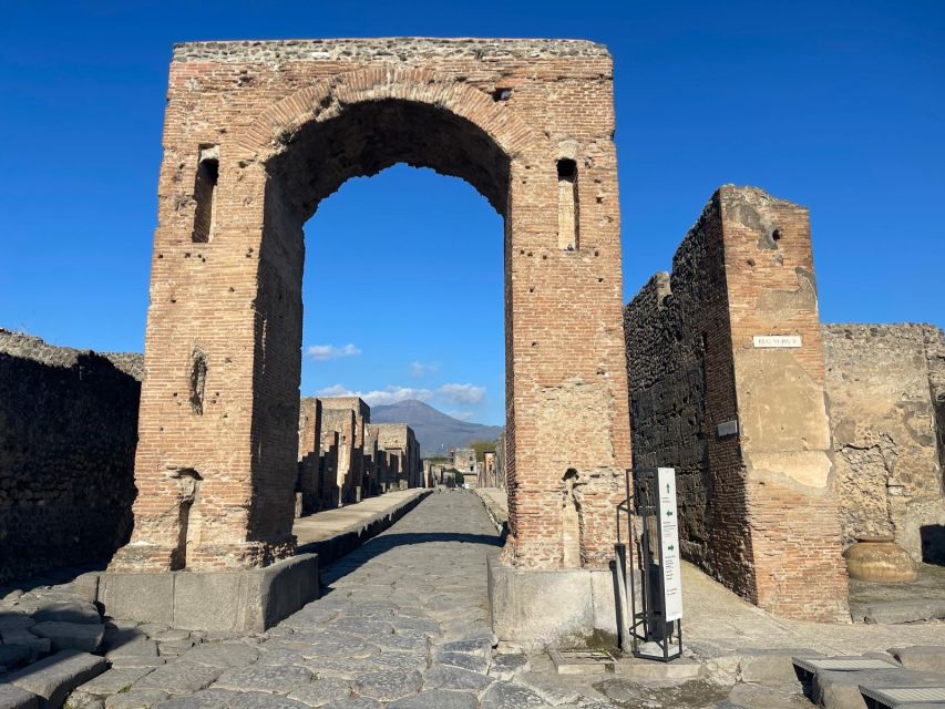 From Rome: Full Day Pompeii and Naples Tour - Why this Rome day trip works