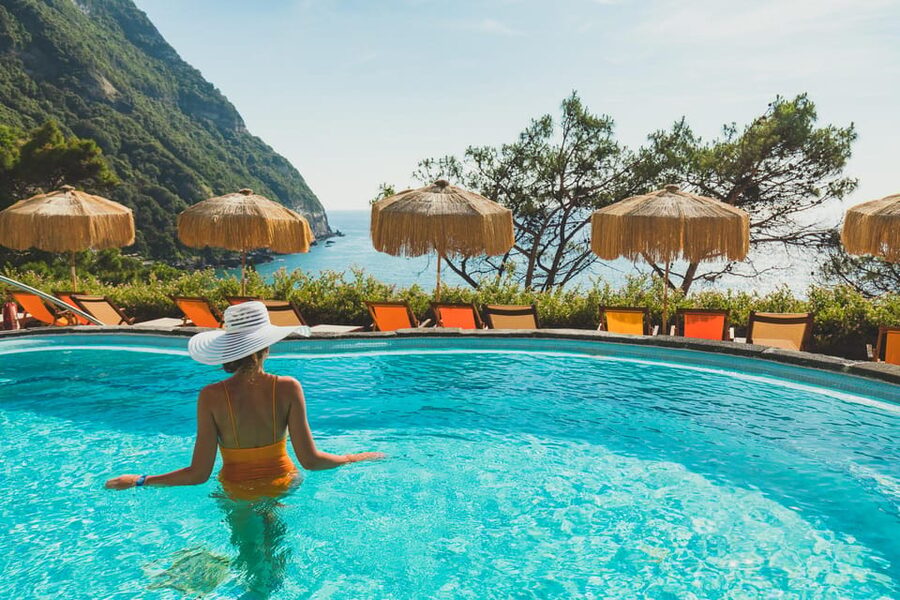 Giardini Poseidon Terme: Dal porto di Napoli - The 30-minute road transfer through Ischia