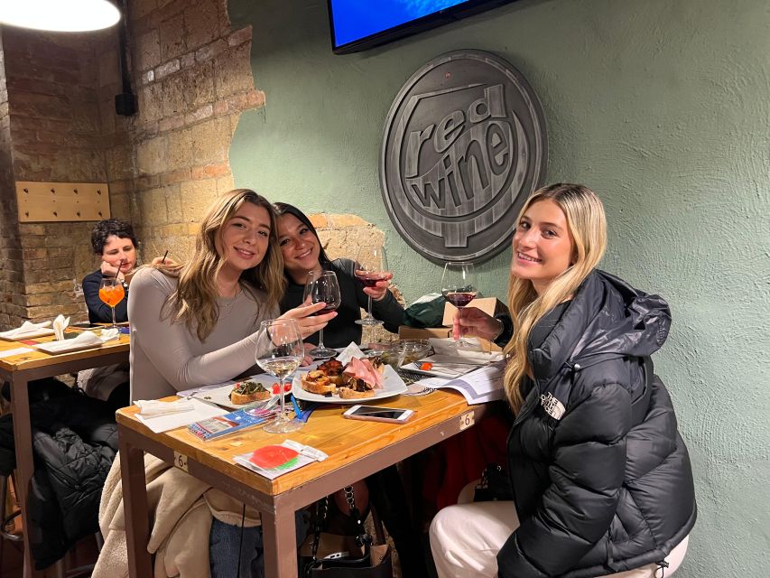 Guided, FUN Wine Tasting in Naples City Center - Two local wines and a lesson in Campania