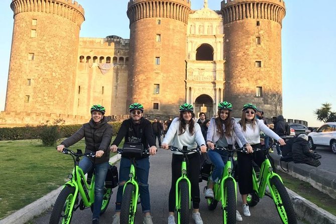 Guided tour of Naples by FAT electric bike - From Lungomare Caracciolo to the open bay