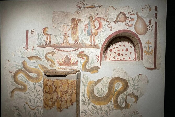 Guided tour of Pompeii with a writer - Booking and cancellation details