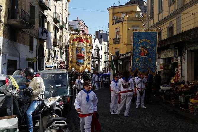 Guided tour of the Sanità District with an art expert - Palazzo dello Spagnolo and the finish on Via Vergini