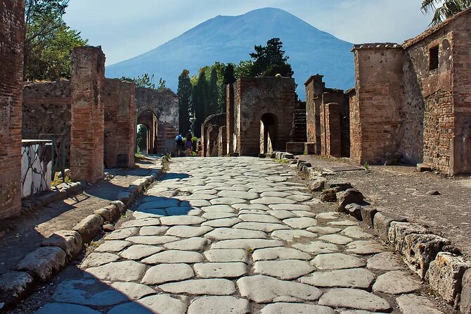 Half Day Tour to Pompeii from Ravello - Transport, Group Size, and Comfort