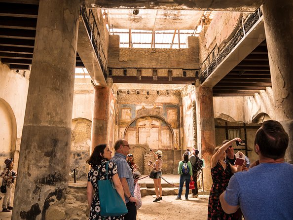 Herculaneum Private Tour with an Archaeologist - The Wooden Partition House