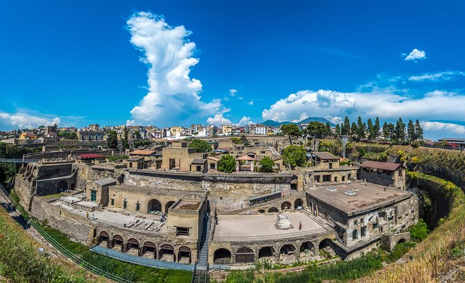 Herculaneum Private Tour with an Archaeologist - The Terrace of M. Nonio Balbo