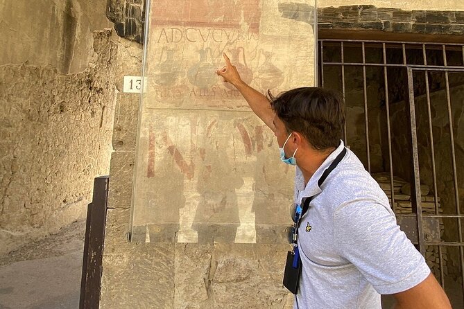 Herculaneum Private Tour with an Expert Archaeologist - Charred wood and the survival of fragile details
