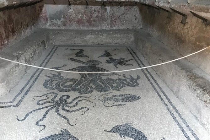 Herculaneum - Small Group Tour - Timing, heat, and practical comfort