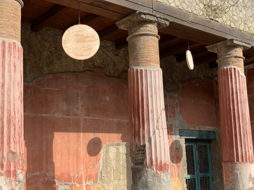Herculaneum: Tickets & Tour with a Local Archaeologist - Meeting your guide at Biglietteria Ercolano