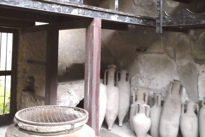 Herculanium guided tour - Meeting Irina at the Herculaneum ticket office
