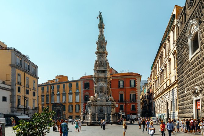 Highlights & Hidden Gems PRIVATE Walking Tour: Naples Delights - Castel dell’Ovo from the outside