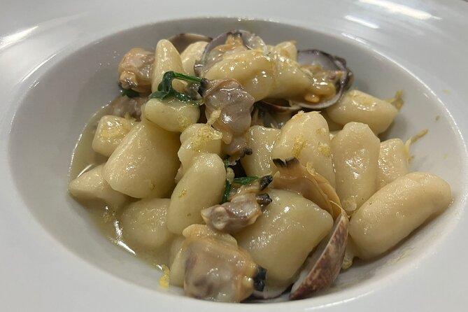 Homemade Pasta And Seafood Cooking Class with Dinner - Learning the secrets of fried prawns and squid