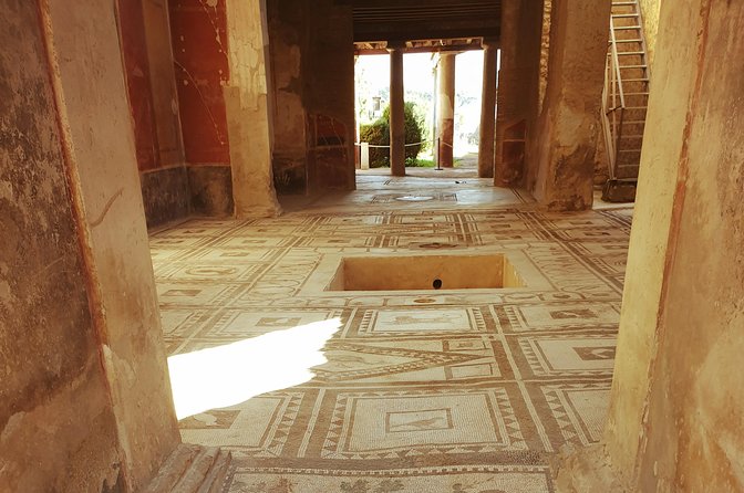 Late Afternoon Best time to visit Pompei on a private tour - Bakery, street food, and the working city