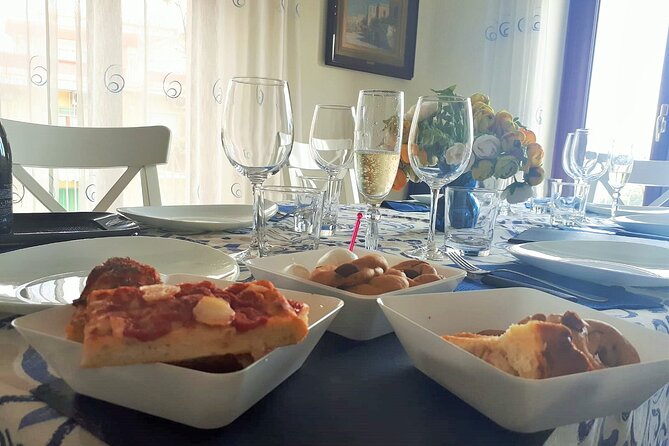 Make Neapolitan Pizza With A View Of Naples - What the $72.70 price includes