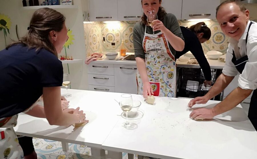 Make Neapolitan Pizza With A View Of Naples Like No Other - Who should book this experience
