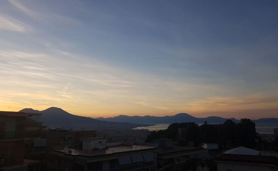 Make Neapolitan Pizza With A View Of Naples Like No Other - Dinner with a view of Naples