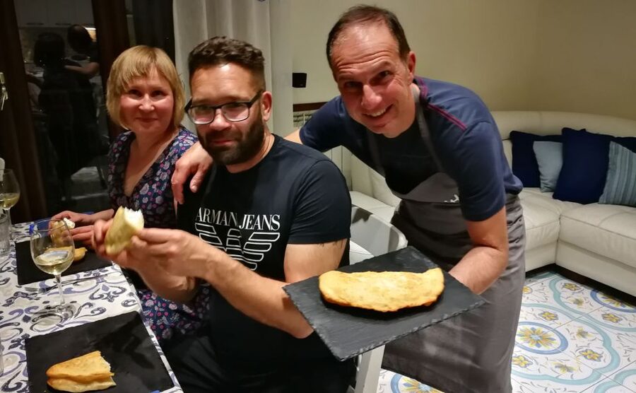 Make Neapolitan Pizza With A View Of Naples Like No Other - What happens during the three hours