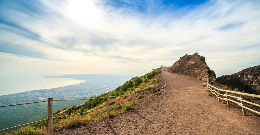 Mount Vesuvius 4-Hour Volcano Tour with Wine Tasting - What the crater visit is really like