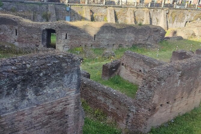 Mount Vesuvius and Pompeii private tour - Is $331.62 per person a fair price?