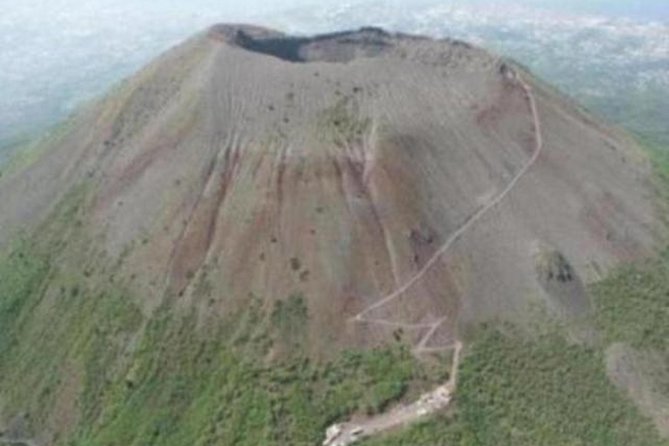 Mt Vesuvius - What this Naples to Vesuvius trip really offers