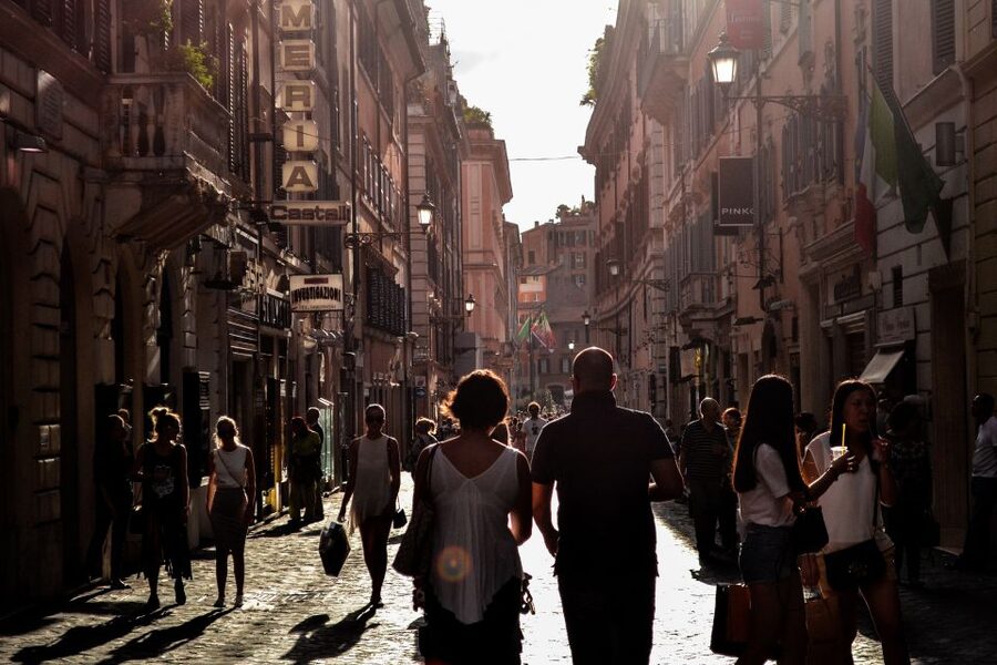 Naples: 2-Hour Walking Tour w/ Food Tasting Experience - Piazza Dante and the rhythm of Naples