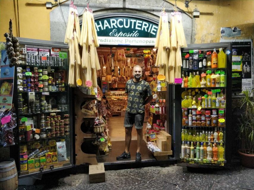 Naples: 3 Hour Food Tasting Tour - Starting in Piazza Dante With Falanghina