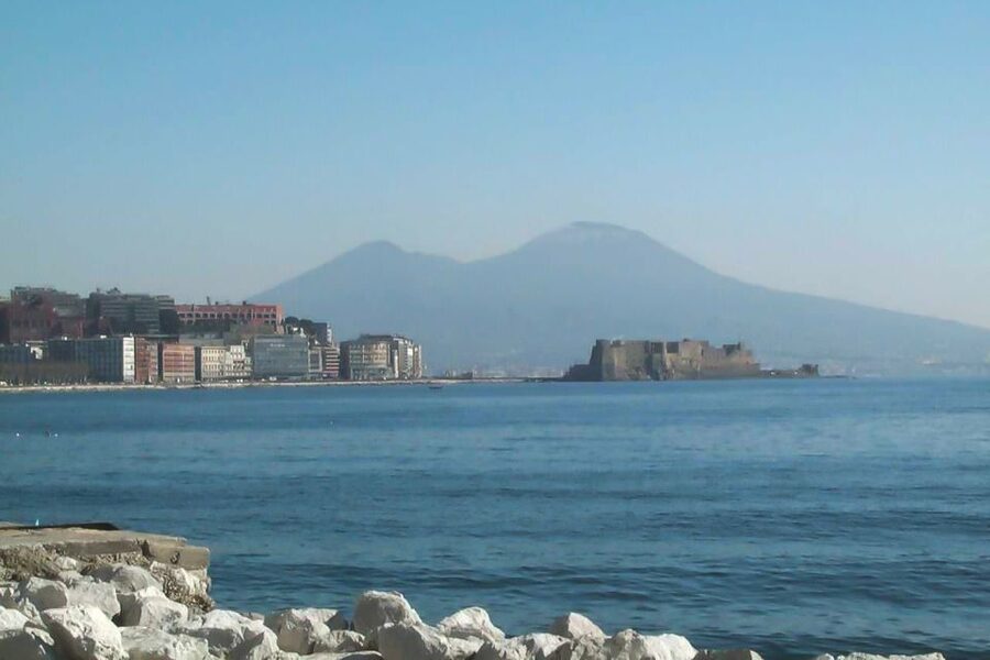 Naples and Pompeii: Half-Day Tour - Plebiscite Square and the Royal Palace