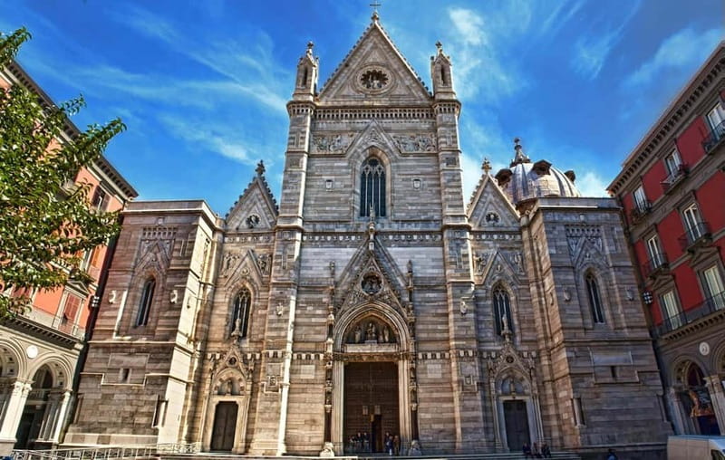 Naples behind the scene walking guided tour - What the $28 price really includes