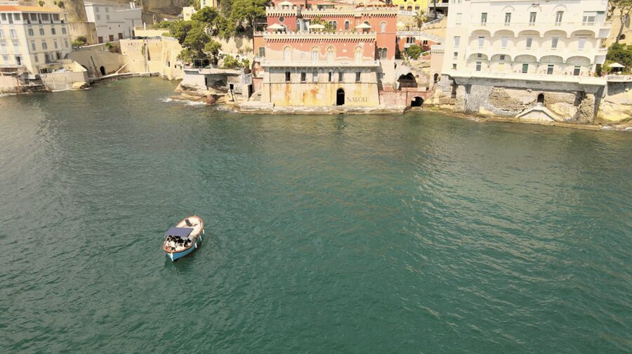Naples: Castel dell'Ovo Boat Tour with Snorkeling & Aperitif - Seeing Naples from the Gulf