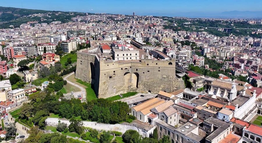 Naples: Castel Sant'Elmo Entry Ticket with Audio Guide - Walking through the star-shaped fortress