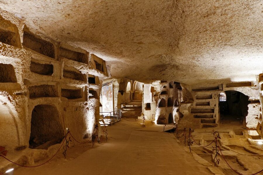Naples: Catacombs of San Gennaro Entry Ticket & Guided Tour - Why San Gennaro matters to Naples