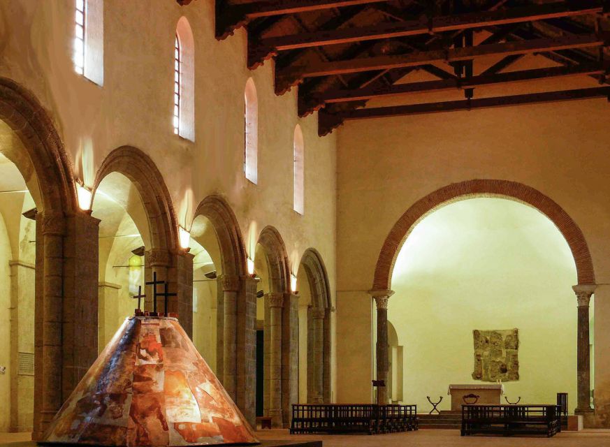 Naples: Catacombs of San Gennaro Entry Ticket & Guided Tour - The third-century paintings and the upper catacomb