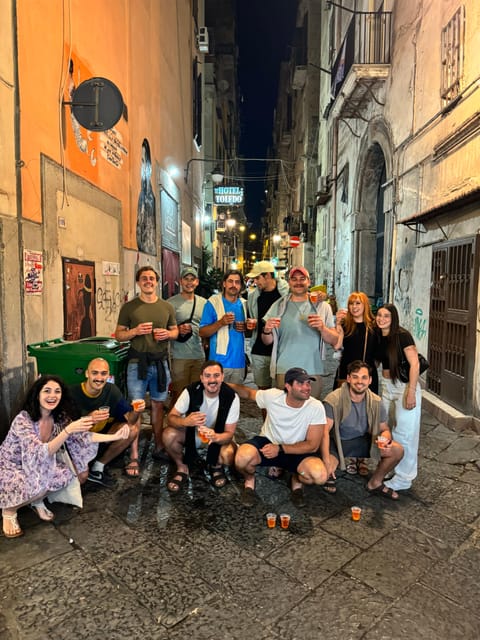 Naples cheers: Bar tour with Free Drinks - What this Naples pub crawl is really selling