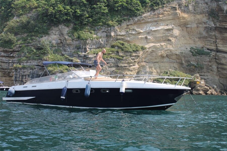 Naples: City Boat Tour with Aperitif - A 13-meter boat with room to settle in