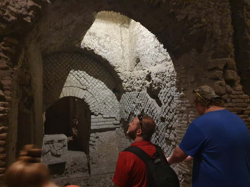 Naples: City Walking Tour w/ Underground Roman Ruins Ticket - Entering Neapolis Sotterrata