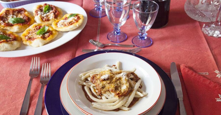 Naples: Dining Experience at a Local's Home - A Naples meal that begins at someone’s front door