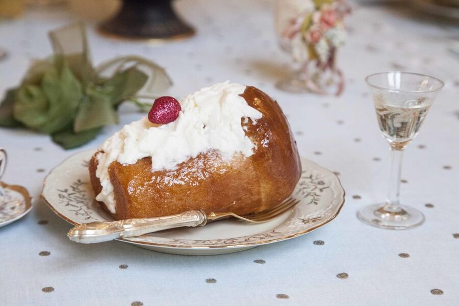 Naples: Dining Experience at a Local's Home - What happens during the 2.5-hour experience