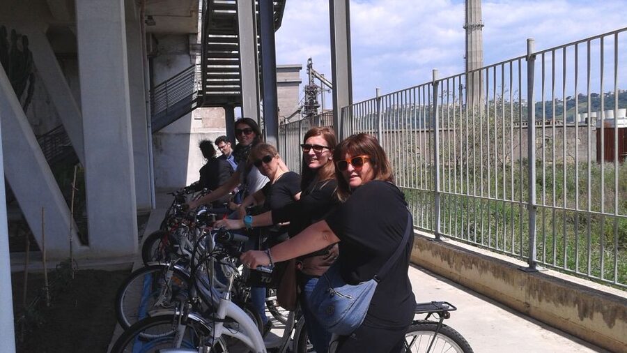 Naples: Electric Bike Tour of Pausilypon Archaeological Park - From the castle to the Gulf of Naples