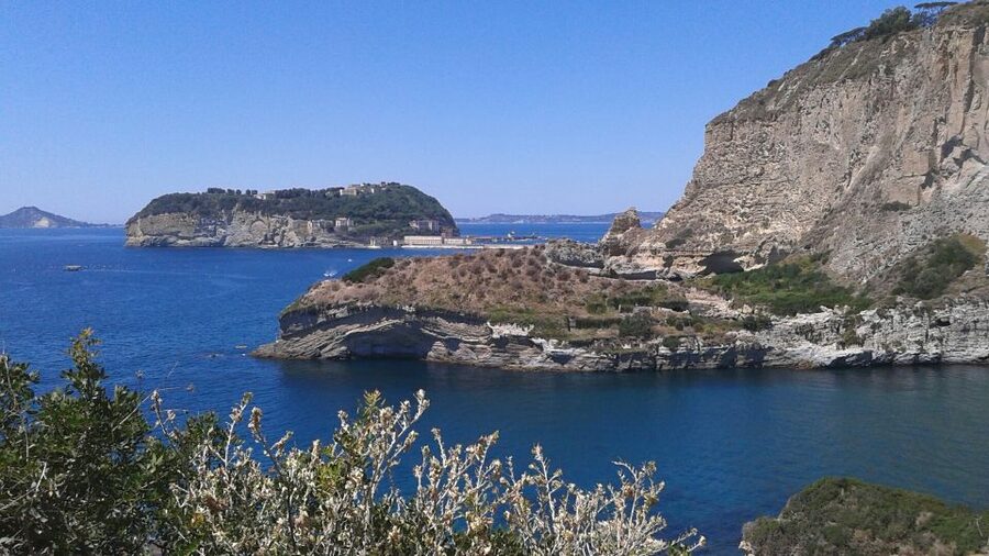 Naples: Electric Bike Tour of Pausilypon Archaeological Park - The guide and language question