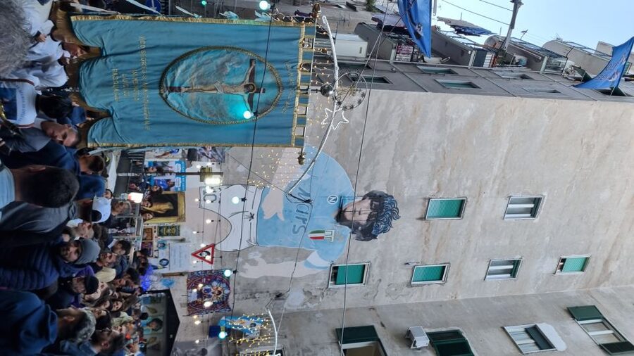 Naples Essentials: Monuments, Local Life & Street Art - Who should book this Naples tour?