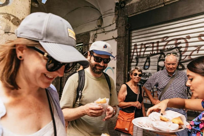 Naples: Guided Street Food Tour with Spritz - Key points to know before you book