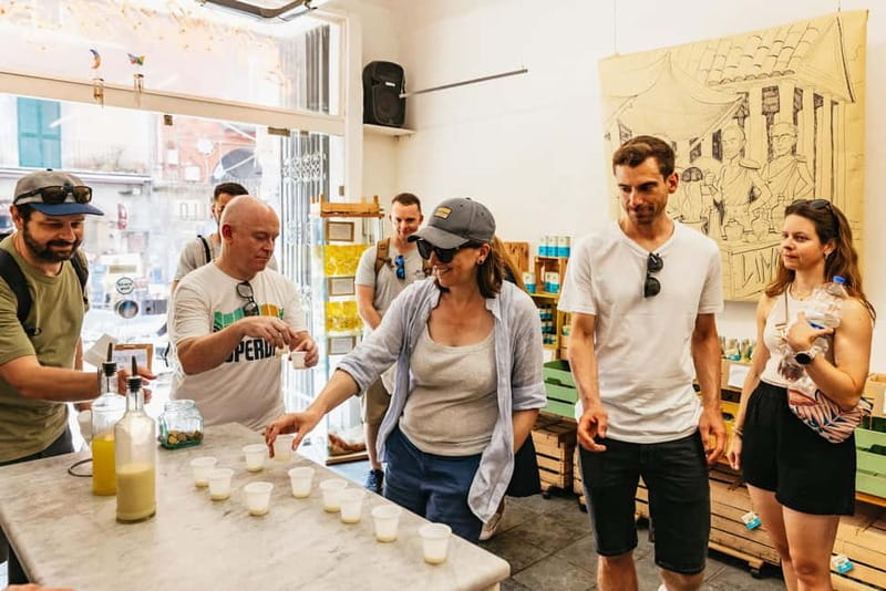 Naples: Guided Street Food Tour with Spritz - San Gregorio Armeno and the city’s handmade traditions
