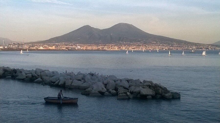 Naples: Guided Walking Tour - Piazza del Plebiscito and the Bourbon royal quarter