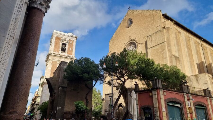 Naples: Monuments and Historic District Self-Guided Tour - Practical advice before you start walking