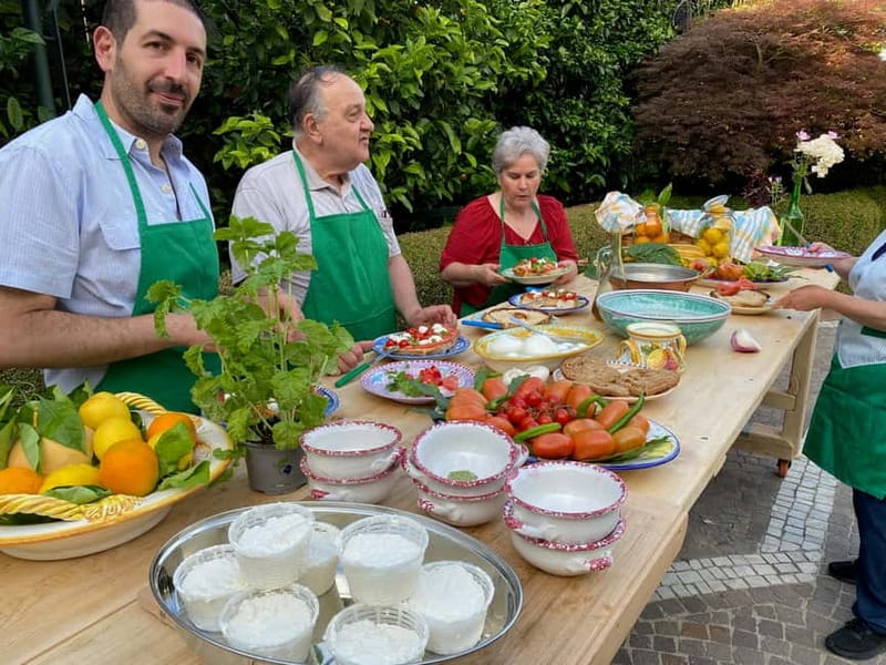 Naples: Mozzarella experience - Who will enjoy this most?