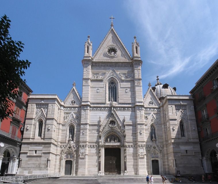 Naples: Naples, Pompeii, and Vesuvius Full-Day Tour - Who should book this tour?