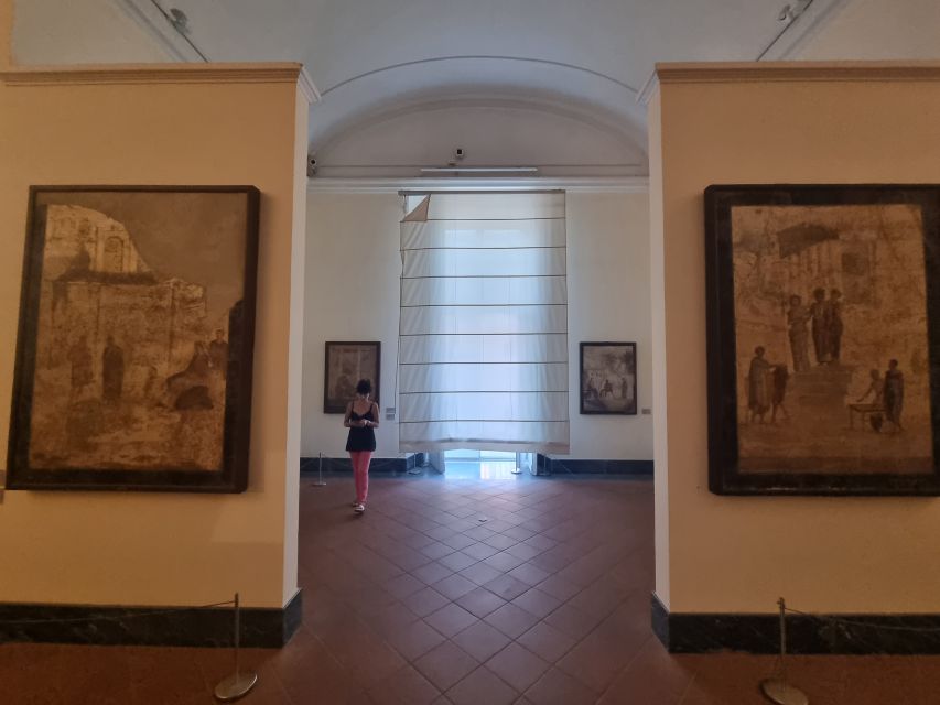 Naples: National Archaeological Museum audio guide - Getting started with the ITGUIDES app