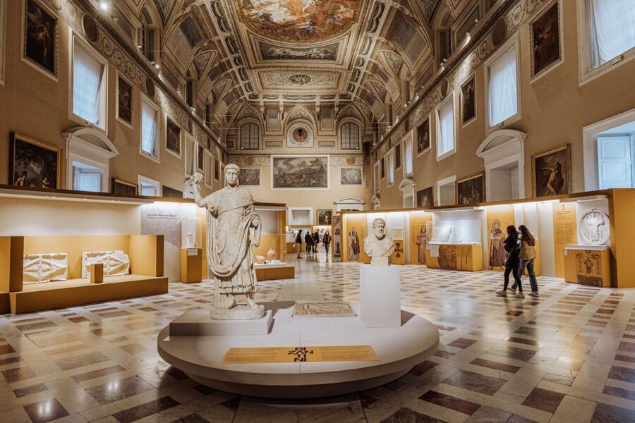 Naples: National Archaeological Museum of Naples Guided Tour - What the guides add to the experience