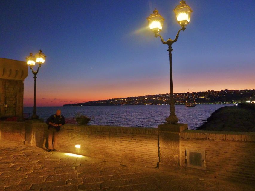 Naples: Night Driving Tour with Local Pizza Dinner - Naples by Night, With the Bay as Your Backdrop
