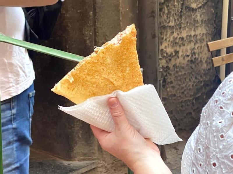 Naples: Old City Center Street Food Tour with Spritz - Should you book the Naples street food tour?