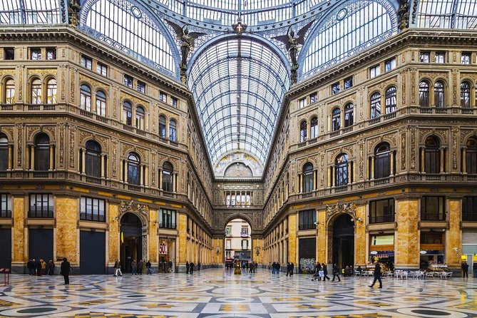 Naples panoramic tour and Monumental historic center. - What this Naples tour is really designed to do